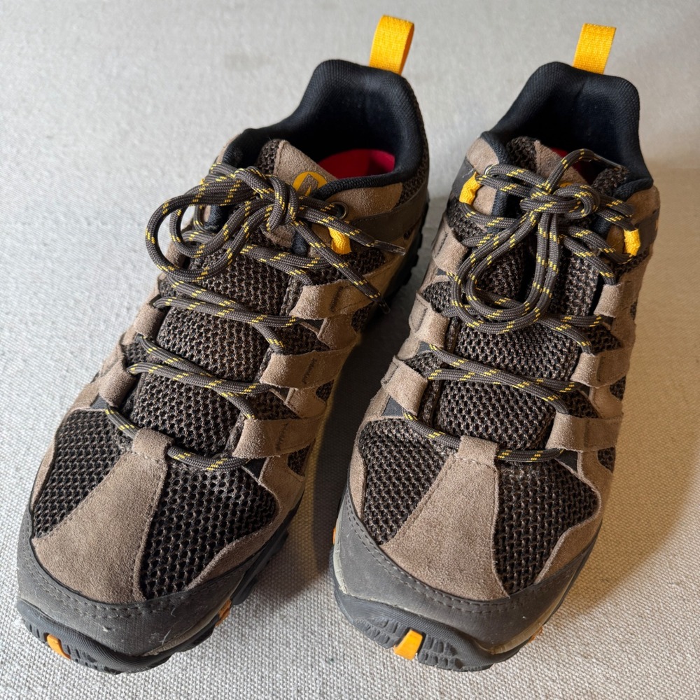 Merrell Mens Moab Edge Brown Black Yellow Hiking Shoes J48531 Size 9.5